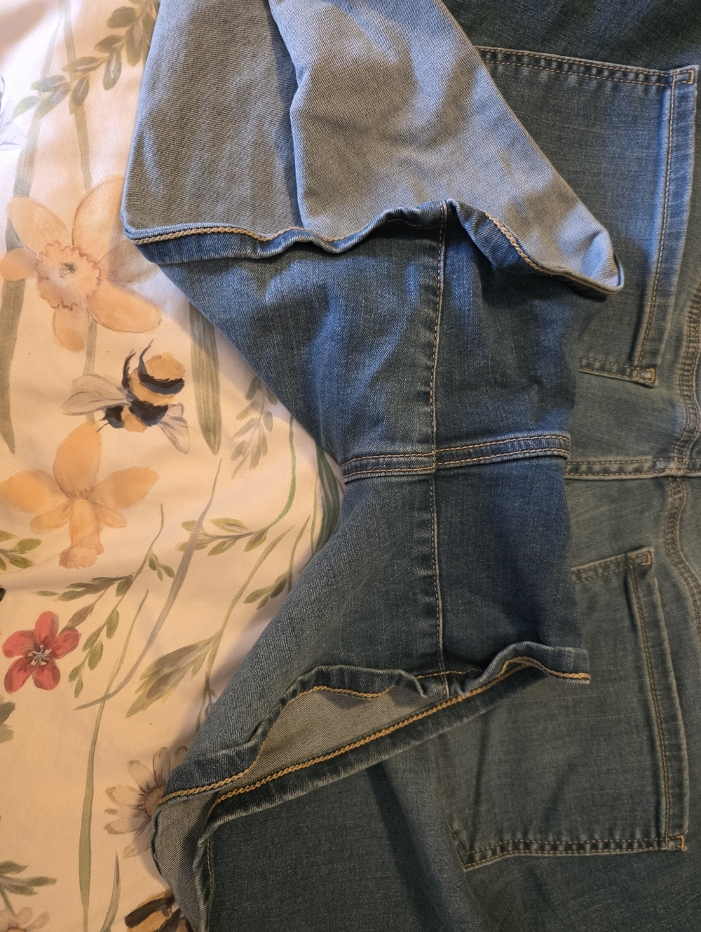 torrid Supersoft Jegging Shorts - Triple Button Waist - Picture 3 of 4